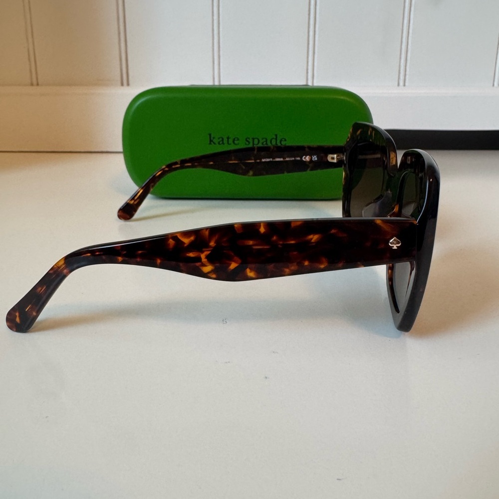 Kate Spade Women’s Naomi Brown Square Sunglasses with Case - Picture 2 of 7